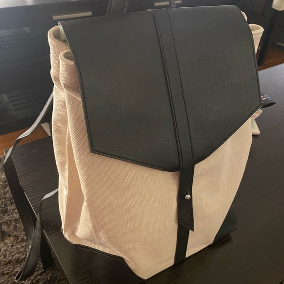 Deux Lux Demi Backpack - Picture 6 of 10